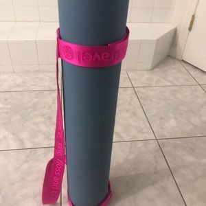 Lululemon Yoga mat and Loop it Up Holder